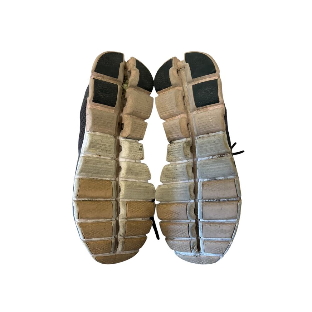 On Running Women's Sneakers - Black and Tan - Picture 7 of 10